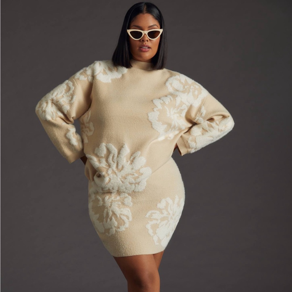 By Anthropologie Sweater Skirt Set Mini Cream & White Floral Size XS FULL SET